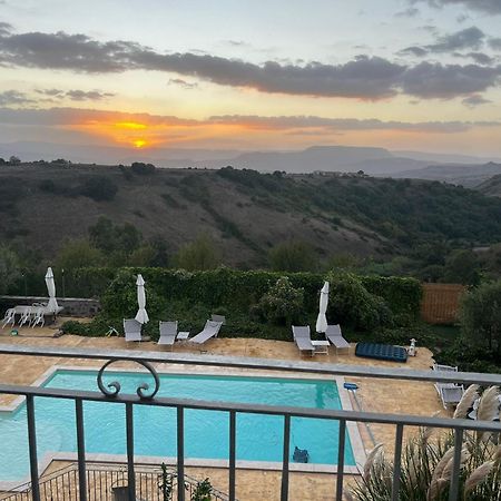 Domus La Roccia Hotell Pozzomaggiore Exteriör bild