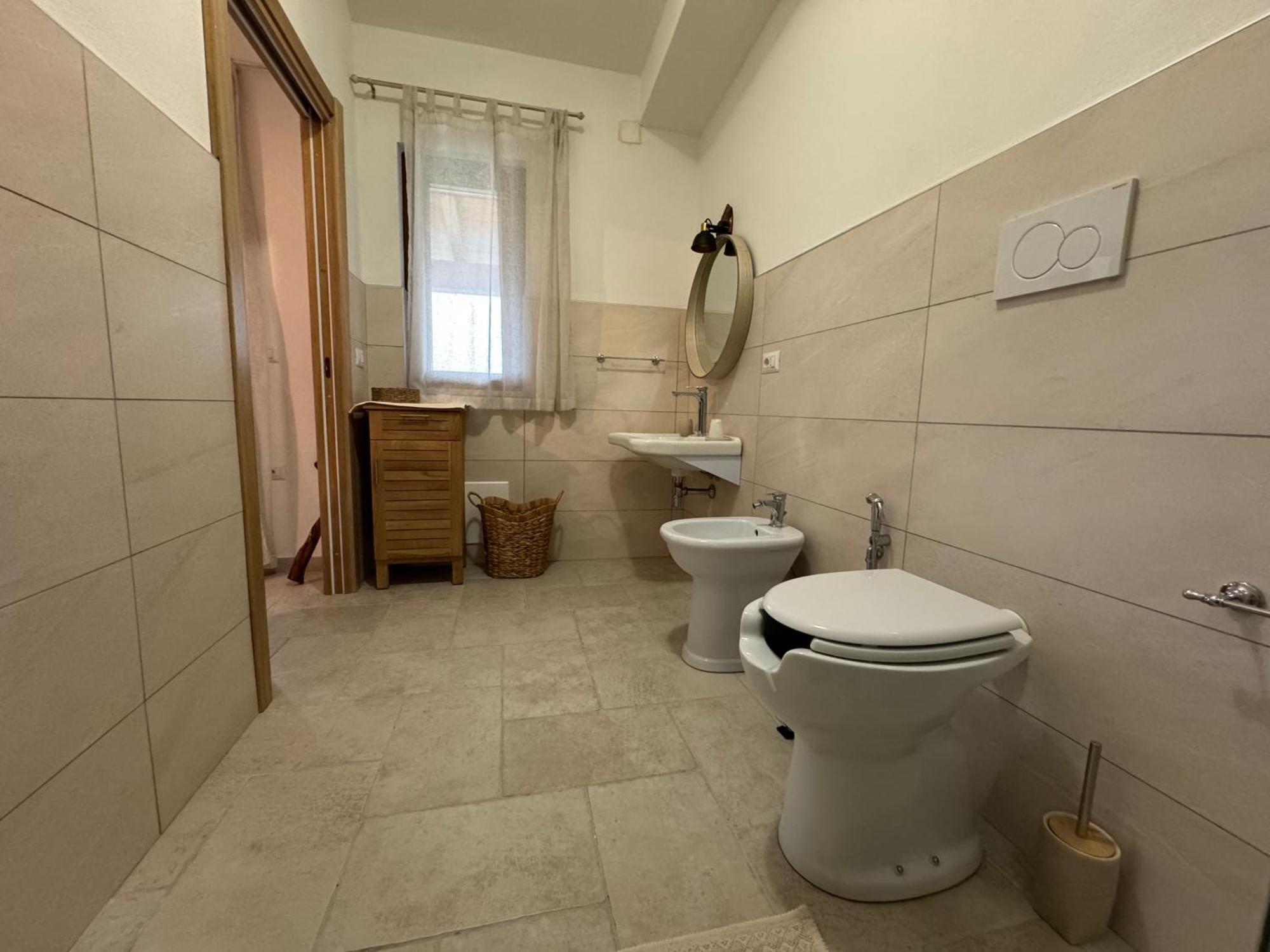 Domus La Roccia Hotell Pozzomaggiore Exteriör bild